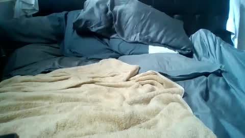 Snapshot of cameronvl chatting on October 2025 05:41:02 PM cam online show from October 2025 05:41:02 PM