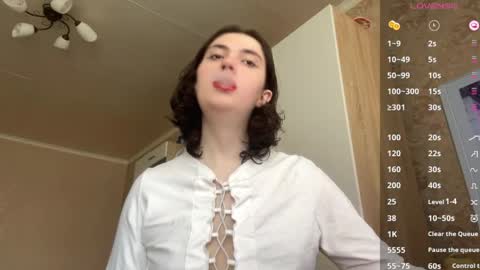 Snapshot of camgirl_xx chatting on May 2026 09:58:01 AM Marta online show from May 2026 09:58:01 AM