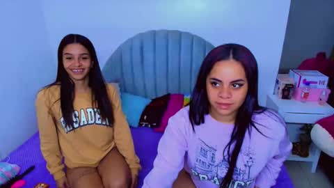 Snapshot of cami_bunnygirlx chatting on October 2025 02:41:02 PM CAMI online show from October 2025 02:41:02 PM