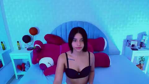 Snapshot of cami_bunnygirlx chatting on November 2025 02:49:02 PM CAMI online show from November 2025 02:49:02 PM