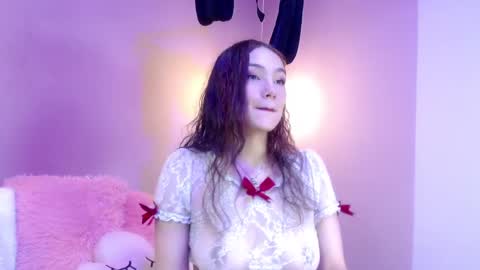 Snapshot of cami_fire chatting on March 2025 05:45:01 PM Cami online show from March 2025 05:45:01 PM