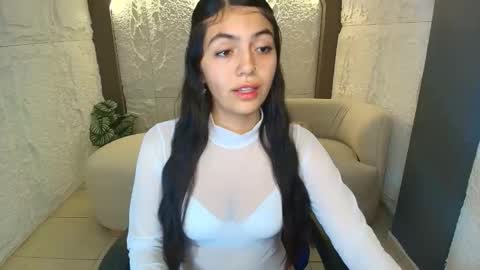 Cami  online show from October 2025 08:00:02 PM