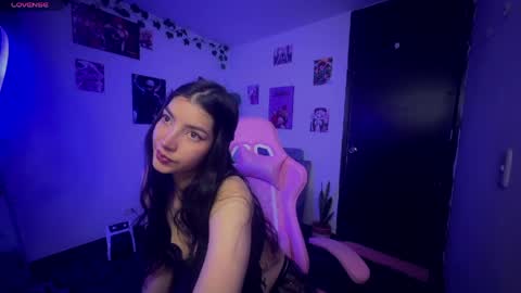 Snapshot of cami_mila99 chatting on April 2026 06:02:01 AM CAMI online show from April 2026 06:02:01 AM