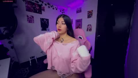Snapshot of cami_mila99 chatting on May 2026 06:43:02 AM CAMI online show from May 2026 06:43:02 AM