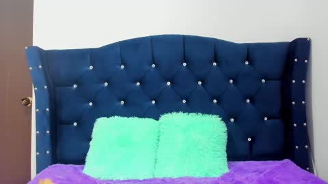 Snapshot of cami_venus1 chatting on October 2025 01:13:01 PM CAMI online show from October 2025 01:13:01 PM