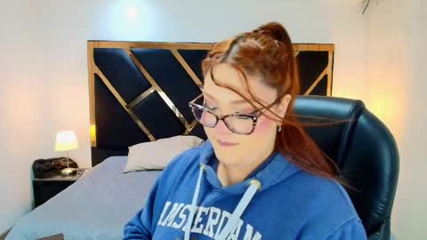 Camila Osorio online show from June 2026 06:30:02 PM
