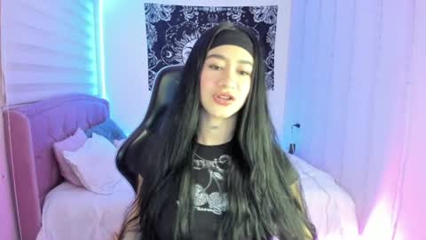 camila online show from October 2025 06:15:02 PM