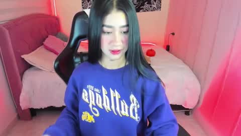 camila online show from October 2025 06:21:01 PM