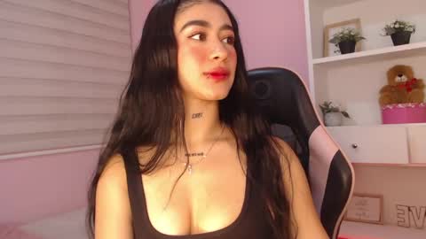 camila online show from May 2026 07:33:02 PM