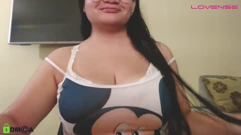 Snapshot of camiilahotxxx chatting on October 2025 07:55:02 PM Camila online show from October 2025 07:55:02 PM