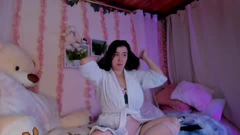 Camii Lopez online show from October 2025 02:48:01 PM