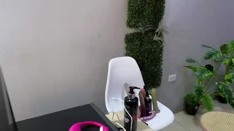Camil online show from May 2026 11:04:01 AM