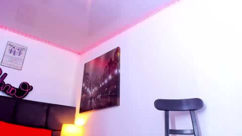 Snapshot of camila_coxx chatting on December 2024 08:33:02 AM s online show from December 2024 08:33:02 AM