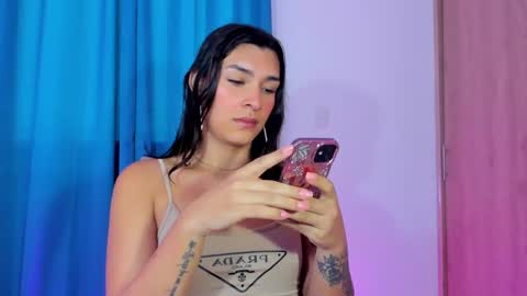 Snapshot of camila_coxx chatting on January 2025 06:57:01 PM s online show from January 2025 06:57:01 PM