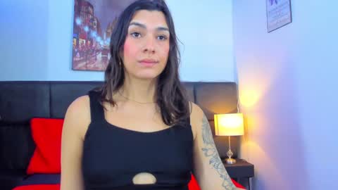 Snapshot of camila_coxx chatting on January 2025 05:26:02 AM s online show from January 2025 05:26:02 AM