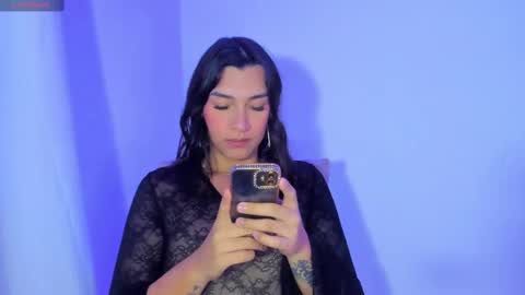 Snapshot of camila_coxx chatting on February 2025 04:11:02 AM s online show from February 2025 04:11:02 AM