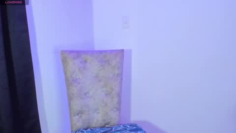 Snapshot of camila_coxx chatting on February 2025 09:14:02 PM s online show from February 2025 09:14:02 PM