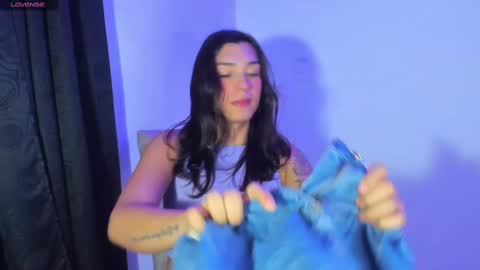 Snapshot of camila_coxx chatting on February 2025 06:54:02 AM s online show from February 2025 06:54:02 AM