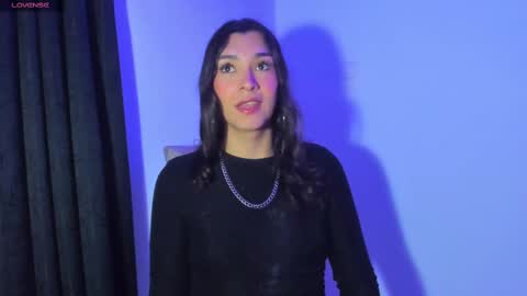 Snapshot of camila_coxx chatting on March 2025 06:26:02 AM s online show from March 2025 06:26:02 AM