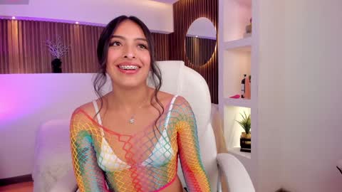 Snapshot of camila_dupont chatting on January 2025 10:08:02 PM Camila online show from January 2025 10:08:02 PM