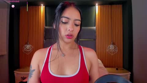 Snapshot of camila_dupont chatting on September 2025 04:02:02 AM Camila online show from September 2025 04:02:02 AM