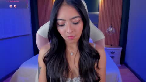 Snapshot of camila_dupont chatting on September 2025 03:52:01 AM Camila online show from September 2025 03:52:01 AM