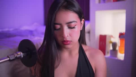 Camila online show from January 2026 06:43:02 PM