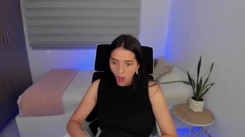 Snapshot of camila_ec2 chatting on February 2026 05:44:02 PM C A M I online show from February 2026 05:44:02 PM