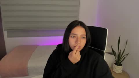 Snapshot of camila_ec2 chatting on March 2026 08:15:02 PM C A M I online show from March 2026 08:15:02 PM