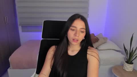 Snapshot of camila_ec2 chatting on March 2026 09:54:01 PM C A M I online show from March 2026 09:54:01 PM