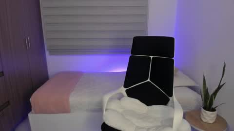 Snapshot of camila_ec2 chatting on March 2026 02:27:02 AM C A M I online show from March 2026 02:27:02 AM