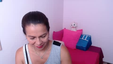 Snapshot of camila_vargas_ chatting on April 2026 03:39:02 PM Camila Vargas online show from April 2026 03:39:02 PM