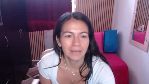 Snapshot of camila_vargas_ chatting on April 2026 08:20:02 PM Camila Vargas online show from April 2026 08:20:02 PM