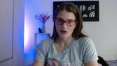 Camila ventura online show from October 2025 03:00:01 PM