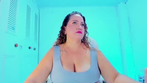 Snapshot of camilaa_foxxx chatting on January 2025 07:18:02 PM camilaa foxxx online show from January 2025 07:18:02 PM
