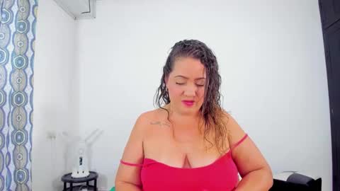 Snapshot of camilaa_foxxx chatting on November 2025 02:43:02 PM camilaa foxxx online show from November 2025 02:43:02 PM