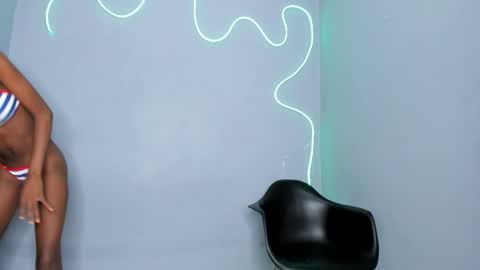 C A M I L A  online show from November 2025 01:32:01 PM