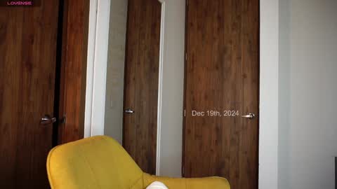 Snapshot of camilagomezz chatting on December 2024 11:25:01 PM Camila online show from December 2024 11:25:01 PM