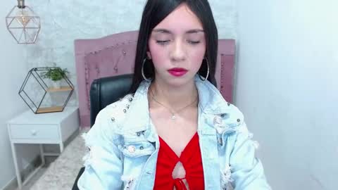 Snapshot of camilah_tk chatting on February 2025 12:21:02 PM Cami online show from February 2025 12:21:02 PM