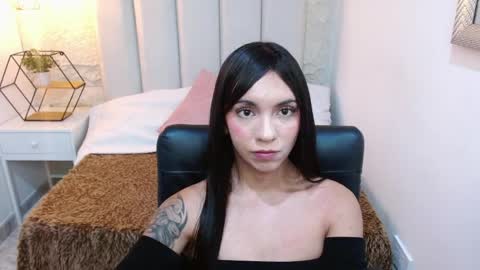 Snapshot of camilah_tk chatting on April 2026 12:50:02 PM Cami online show from April 2026 12:50:02 PM
