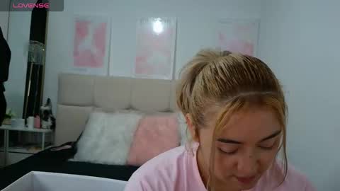 camilamarsh online show from February 2026 02:43:02 PM