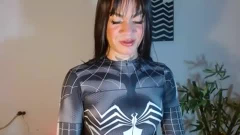 camilaparrisx online show from June 2026 02:47:02 AM