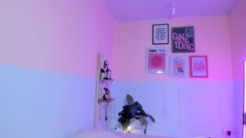 Snapshot of camilarivers chatting on October 2025 11:55:01 AM Camila online show from October 2025 11:55:01 AM