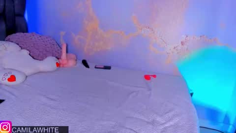 MARIA CAMILA        online show from February 2026 09:24:02 PM