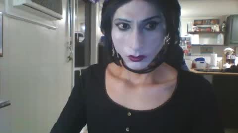 Snapshot of camilicat chatting on October 2025 02:33:01 AM Ladyboy Ladine or Cambi online show from October 2025 02:33:01 AM