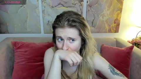 camilladreamer online show from April 2026 06:39:01 PM