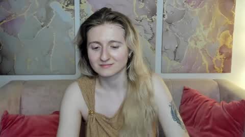 camilladreamer online show from April 2026 05:51:02 PM