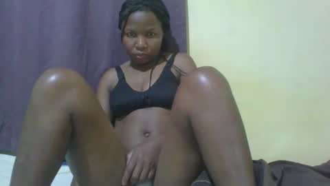 camillah_sweet online show from December 2025 12:54:01 PM