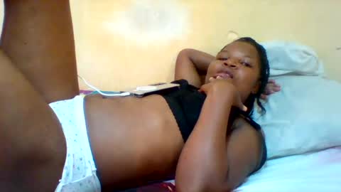 camillah_sweet online show from June 2026 02:08:01 PM