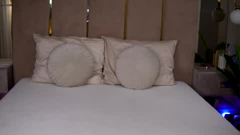 Snapshot of camillastarr chatting on October 2025 08:04:01 PM Camy online show from October 2025 08:04:01 PM